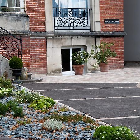 Maison M Troyes Exteriör bild